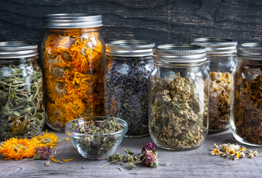 5 Common Herbs That Help with Anxiety